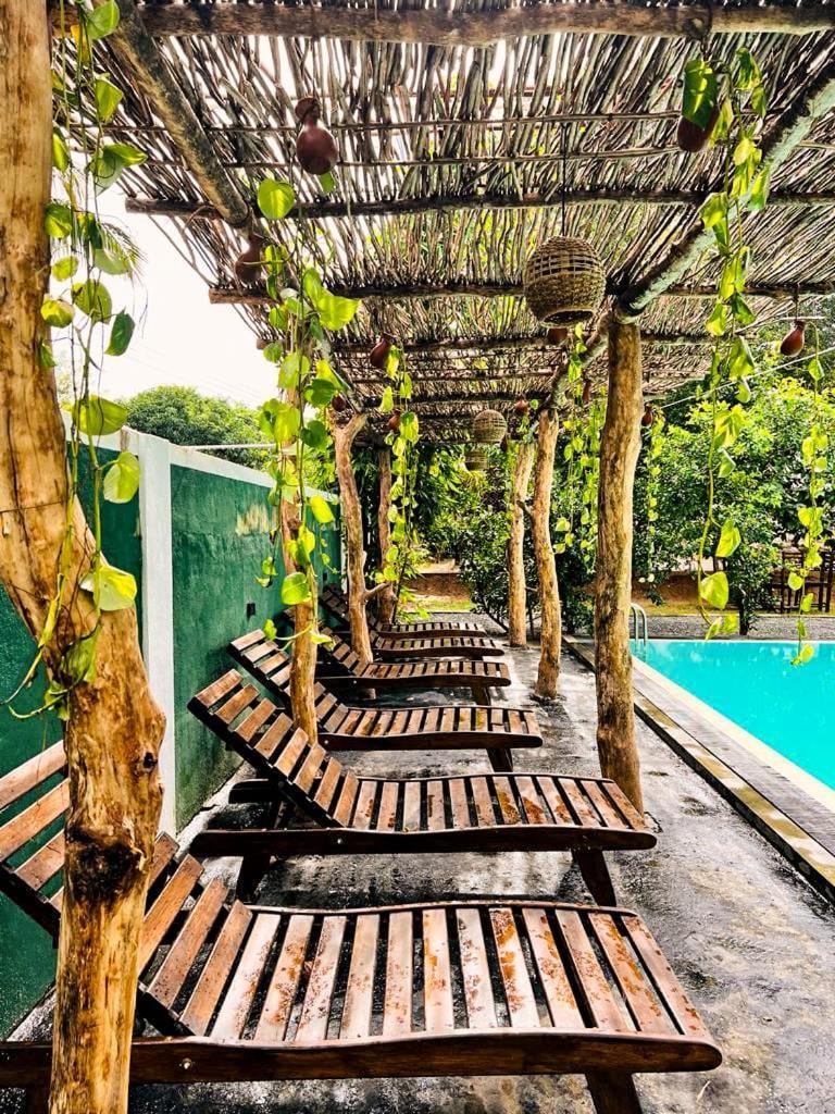 Lily Resort Udawalawe Exterior foto